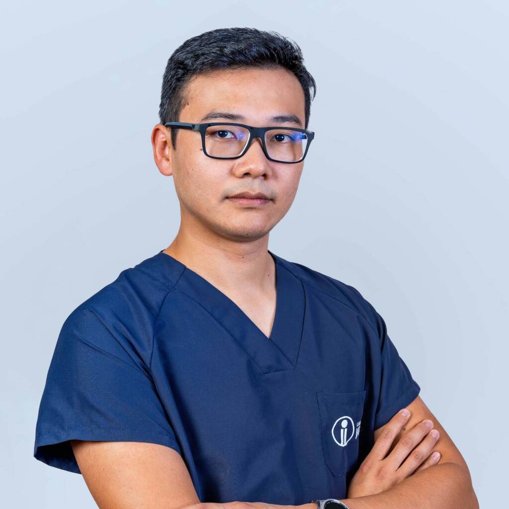 Clínica Médica Jardim - Dr. Rodrigo Miyagi - Implantologia e Reabilitação Oral - Medicina Dentária